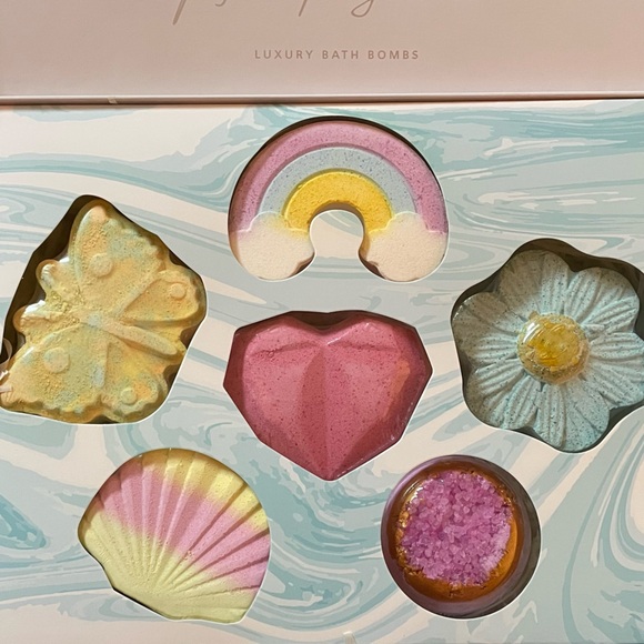 Bath Bomb Set - Picture 3 of 3